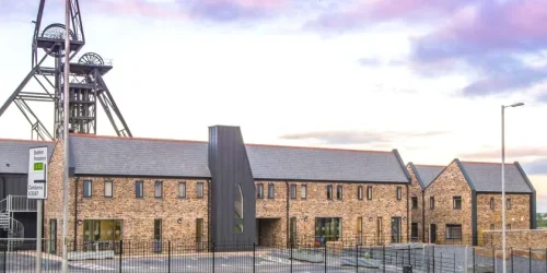 marnick-roofing-brazilian-grey-green-natural-slate-hero-4